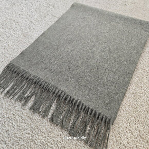 NWOT Cashmere Scarf Olive Green - Picture 11 of 14